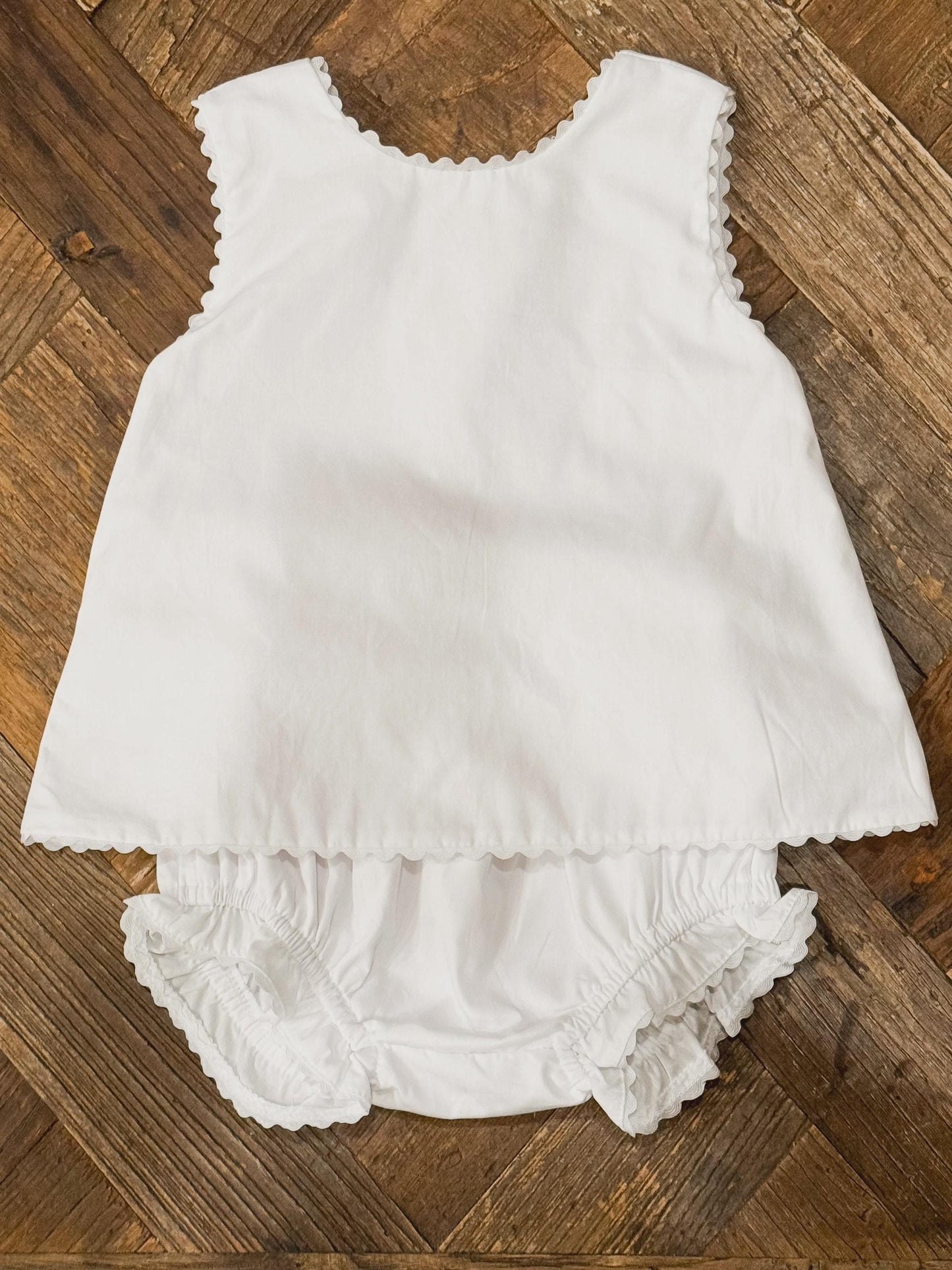 Personalized Embroidered Pink Trimmed White Cotton Diaper Set